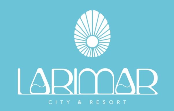 Logo von Larimar City & Resort mit stilisiertem Muschel-Design in Blau und Weiß.